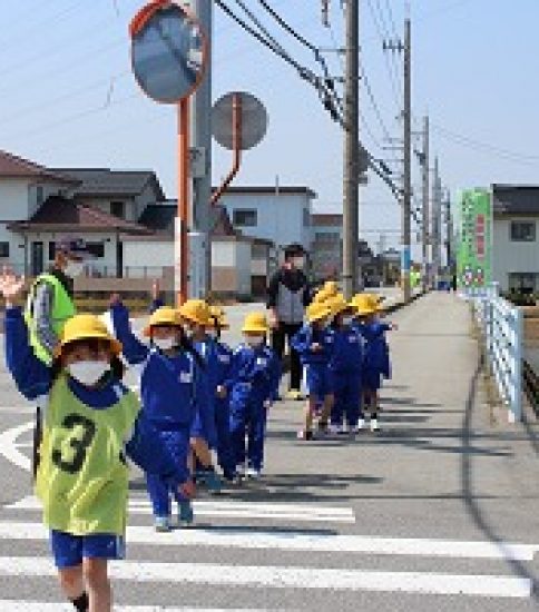 交通安全教室（１，２年）