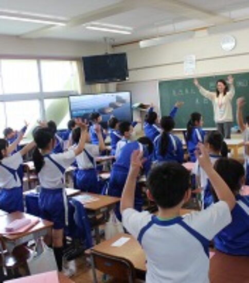 外国語であいさつ【３年生】