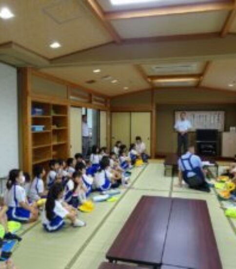 町探検に行ったよ①【2年生】