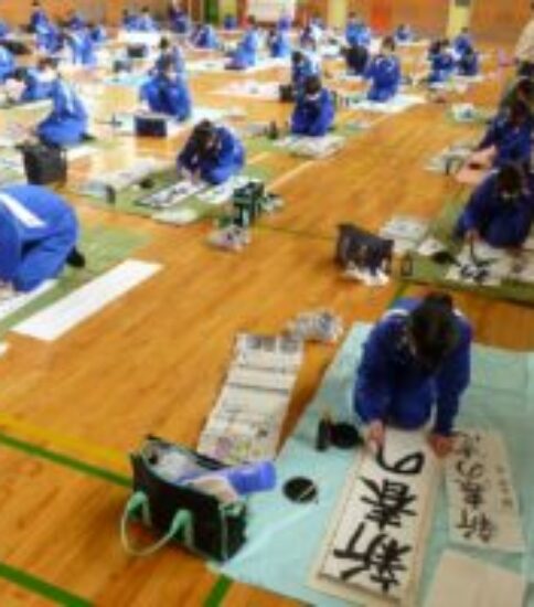 書初め練習【６年生】