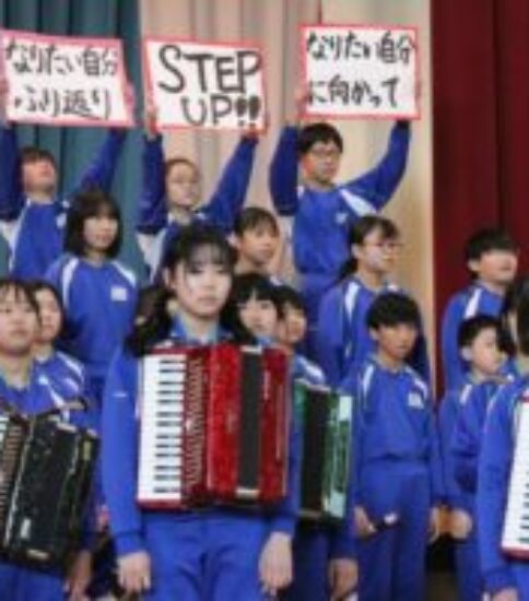 ６年生を送る会【６年生】